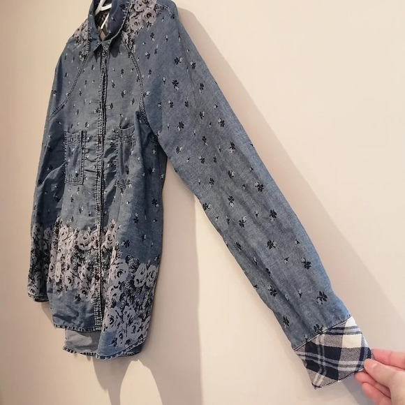 Free People Dottie Over You Chambray Button Up Floral and Plaid Blouse Medium - Picture 4 of 16